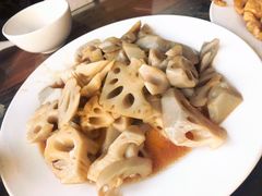 -雪湖煜辰鱼头老店(雪野湖店)