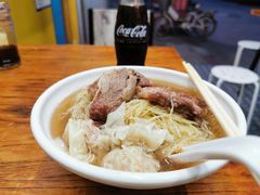 -小梁哥云吞面(黄贝岭店)