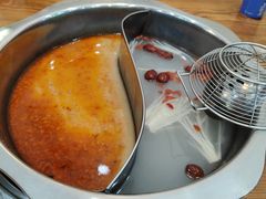 -老何家后安粉·糟粕醋海鲜火锅(三亚湾椰梦长廊店)
