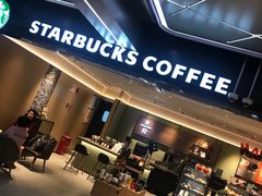 -星巴克臻选(上海中环广场2F店)