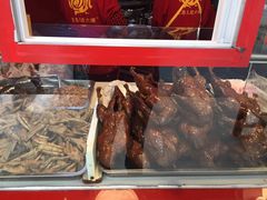 -王浩儿纪六孃甜皮鸭(凌云大厦店)