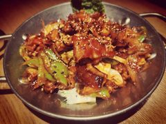 鱿鱼炒五花肉-富乐满韩国正宗炸鸡韩国料理(虹泉路店)