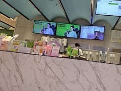 -奈雪的茶(亨特国际广场店)