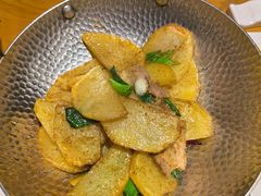 -隔壁老王·家常云南菜(花巷店)