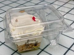 -红宝石·鲜奶小方·海派西点房(开鲁店)