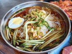 -韩风烤牛肉冷面店