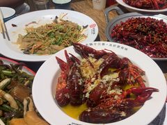 -叶派龙虾•招牌香辣蟹·海鲜(中海国际店)