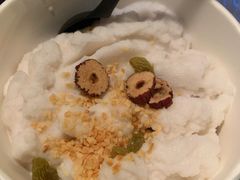 -津椰本·海南正宗椰奶清补凉(店一店)