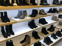 -hotwind热风(中贸广场店)