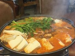 -青瓦餐厅·生鱼片·韩园烤肉(西塔店)