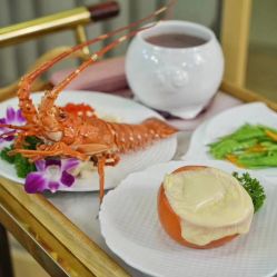 -喜喜·全套房月子会所(罗宾森广场店)
