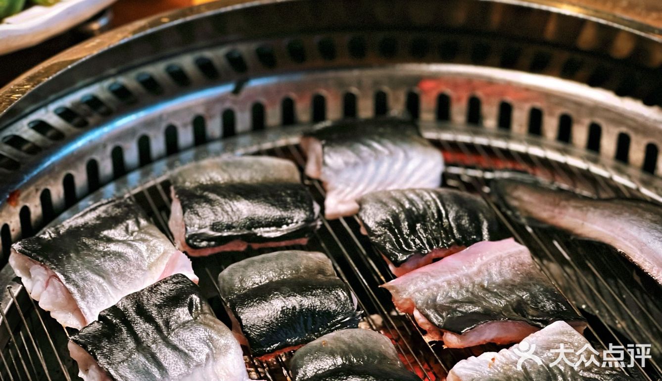 烤肉天花板|火炉家黑牛店