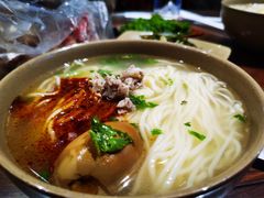 猪肘汤面-亮亮面馆(经六路店)