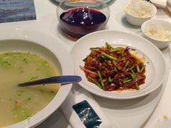 -望海湾鱼头泡饼·天津菜(空港店)