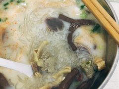 -津津老鸭粉丝馆(正东路店)