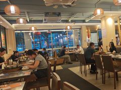 -胡须佬鸡煲四季火锅店(石厦西村直营店)