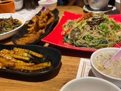 -月亮眼花园餐厅书吧酒吧