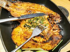 香茅草烤罗非鱼-云海肴·汽锅鸡·云南代表菜(东坝金隅店)