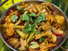 香锅牛蛙-辛香汇(飞洲店)