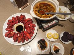 -艳阳天·非遗楚菜(武汉客厅店)
