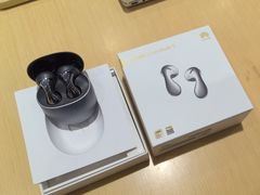 -华为授权体验店(中山公园来福士)