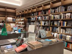 -茑屋书店(天目里店)