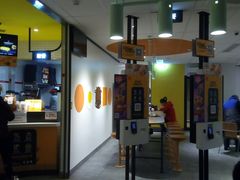 -麦当劳(普陀香溢花城店)