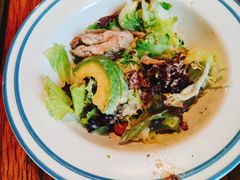 牛油果鸡扒沙拉-I HOLIC艾豪丽披萨(KKone店)
