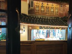 -桥边小楼·手工云南菜·古城观景小楼