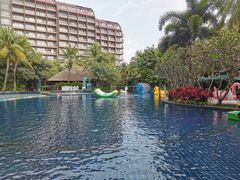 -三亚湾海居铂尔曼度假酒店