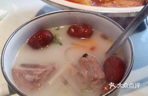 Large Pot Lamb Soup