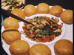 -万重锦·人文川菜馆(骡马市店)