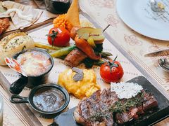 -Mark&Mars Restaurant