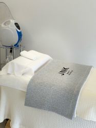 -JNK皮肤管理中心