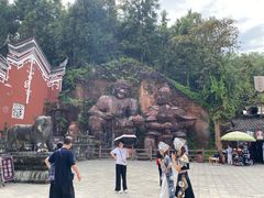 -梭布垭石林景区