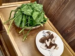 -岳记兴隆·青城腊排铜火锅(融创店)