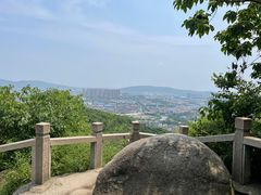 -灵岩山风景区