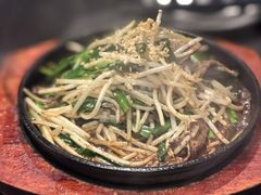 铁板牛肝炒韭菜豆芽-九州酒场ひこぞう(2号店)
