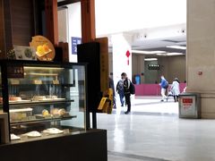 -麦当劳(汉口火车站候车室店)