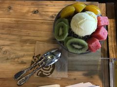 水果红豆冰沙-漫咖啡(中纺国际店)