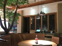 大堂-蜜桃餐厅·伴山(湖滨商业街店)