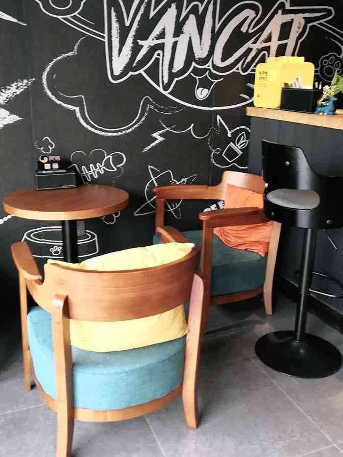 vancat梵猫(广州奥园广场店)-"[薄荷]环境:店里的环境很不错9199.