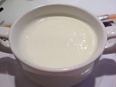 -新大咀港式茶餐厅(宝山万达店)