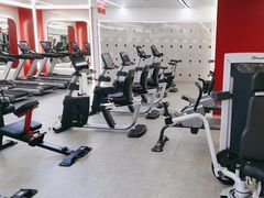 -英派斯健身旗舰店(海信国际中心馆)