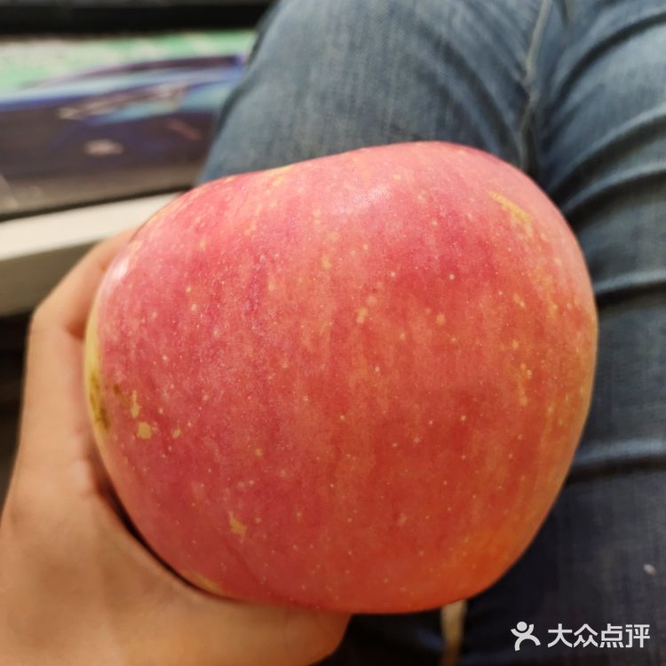 平平安安超级好吃的大苹果
