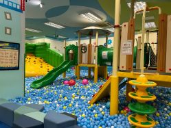 -莫莉幻想儿童乐园(武汉经开永旺店)