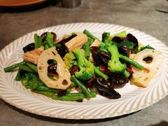 -耶里夏丽·丝路新疆菜·清真食品(徐家汇臻选店)