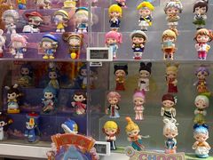 -泡泡玛特POPMART(侨福芳草地店)