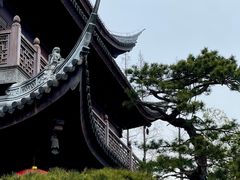 -龙华寺