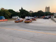 -港安驾校·直营学车·陪驾(后瑞店)